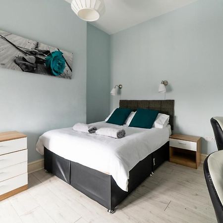 Regency Guesthouse แมนเชสเตอร์ ภายนอก รูปภาพ
