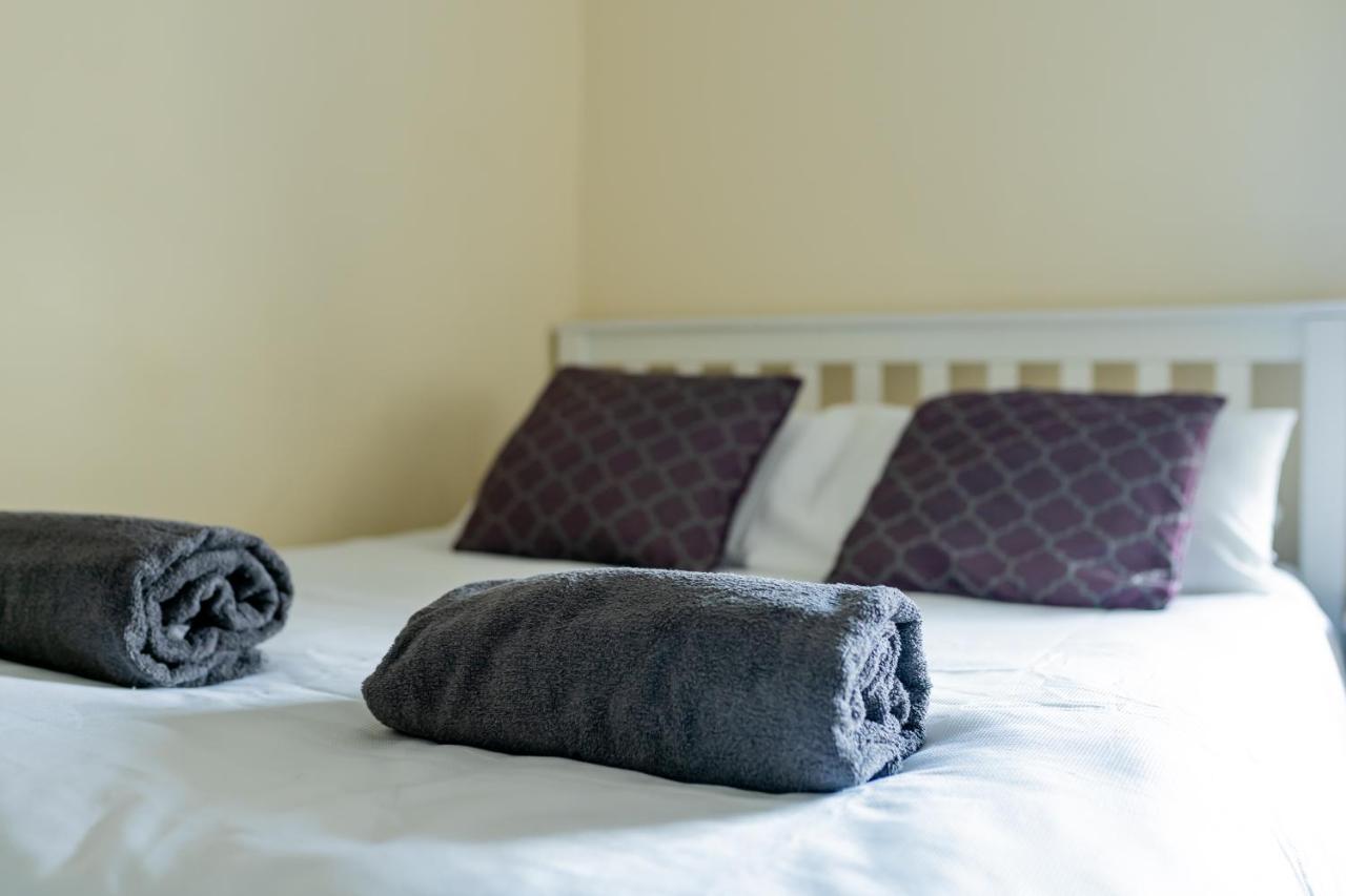 Regency Guesthouse แมนเชสเตอร์ ภายนอก รูปภาพ
