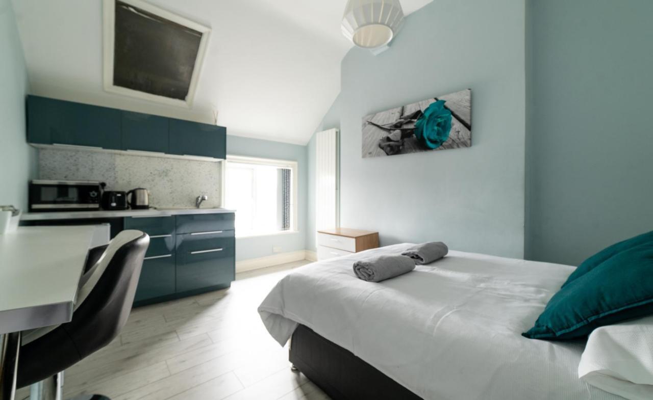 Regency Guesthouse แมนเชสเตอร์ ภายนอก รูปภาพ