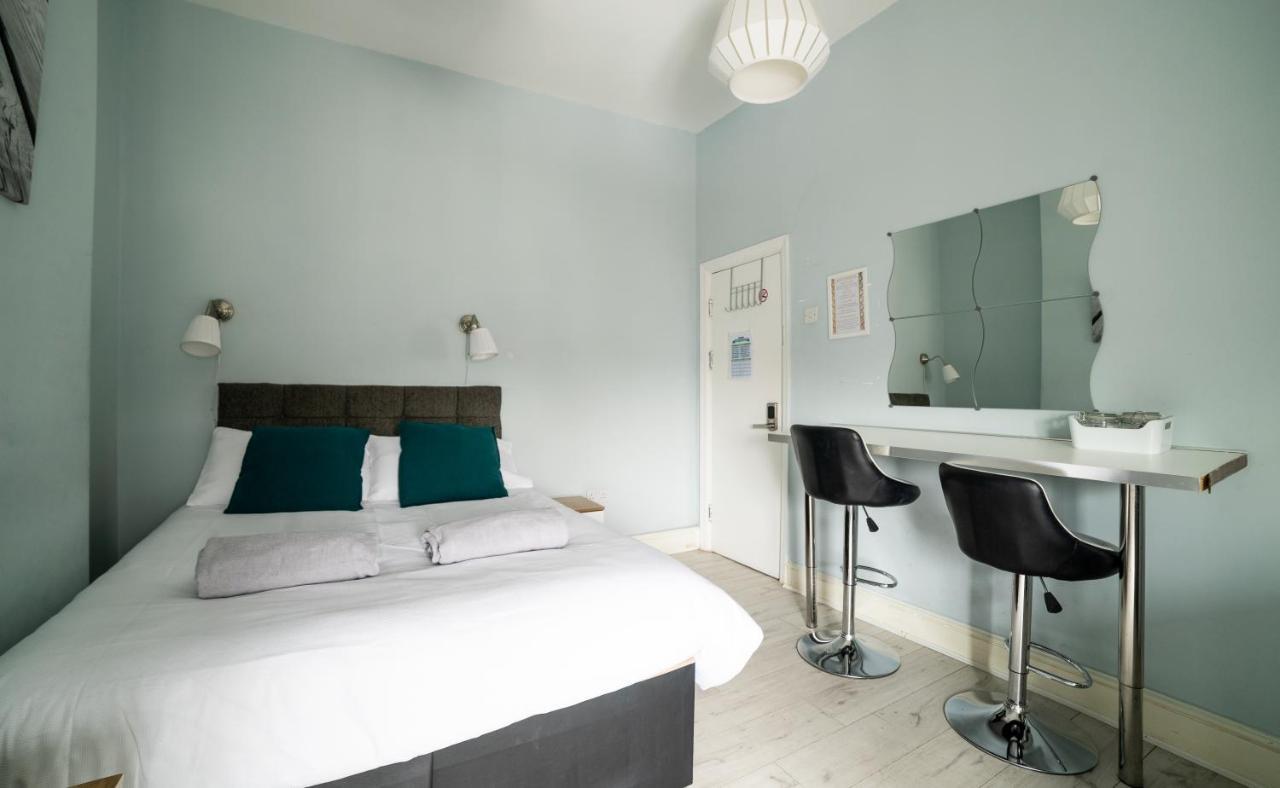 Regency Guesthouse แมนเชสเตอร์ ภายนอก รูปภาพ